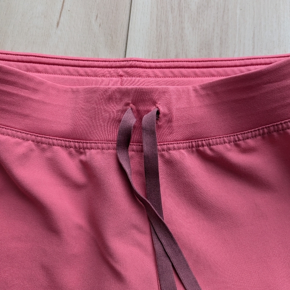 New Figs Livingston scrub pants desert rose - Picture 11 of 15